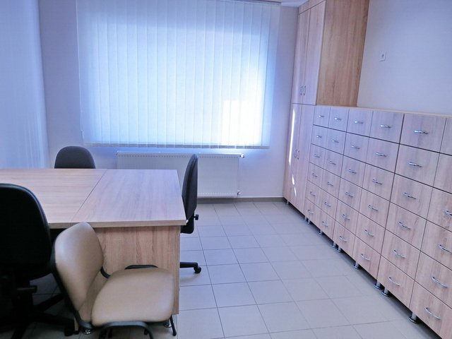 Átadták a felújított felnőtt háziorvosi rendelőt 43